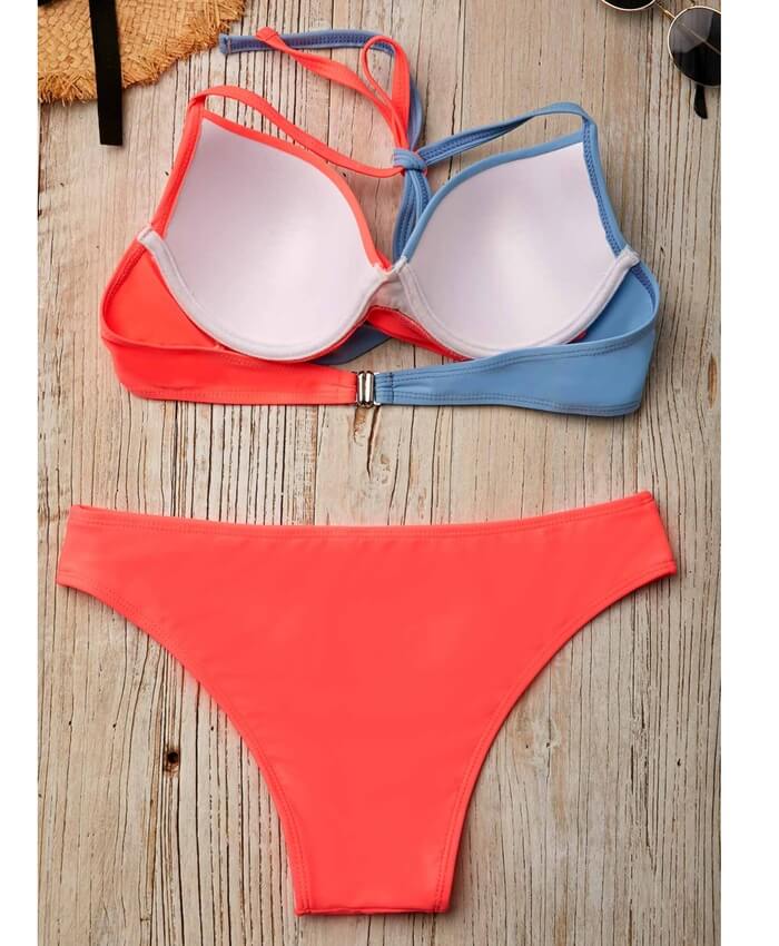 Halter Color Block Twist Front Bikini Set